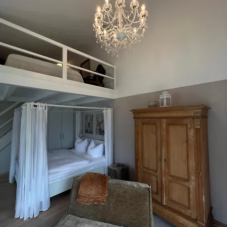 Fuenf Rosen Boutique - Bio-ferienwohnung Am Staffelsee Im Blauen Land