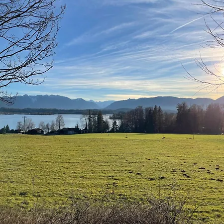 Fuenf Rosen Boutique - Bio-ferienwohnung Am Staffelsee Im Blauen Land Apartment Uffing