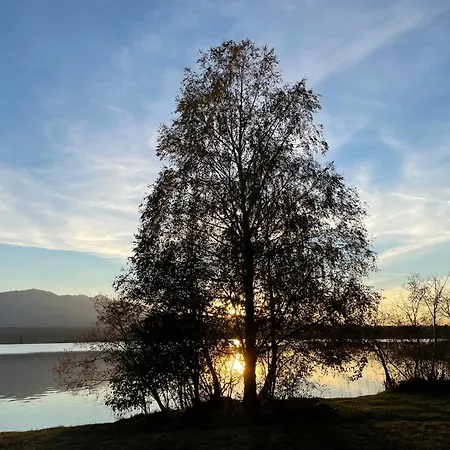 Apartment Fuenf Rosen Boutique - Bio-ferienwohnung Am Staffelsee Im Blauen Land